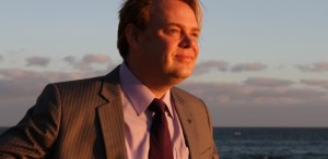 Rick_Falkvinge_publicity1_2013__photo_by_Helena_Augustsson__Free_for_any_use1-636x310