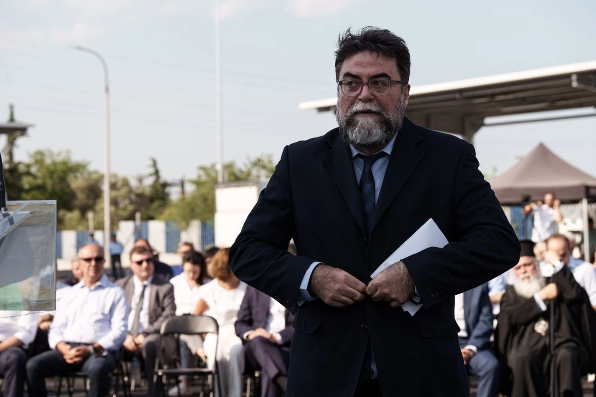 Σας «κούρασαν» τα Τέμπη, κύριε Οικονόμου;